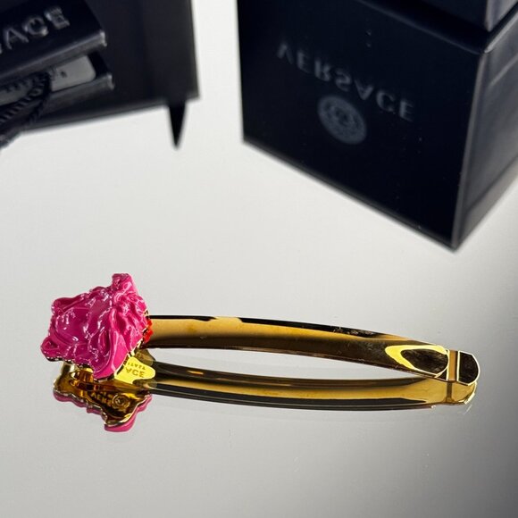 Medusa Hair Clip - Picture 2 of 16